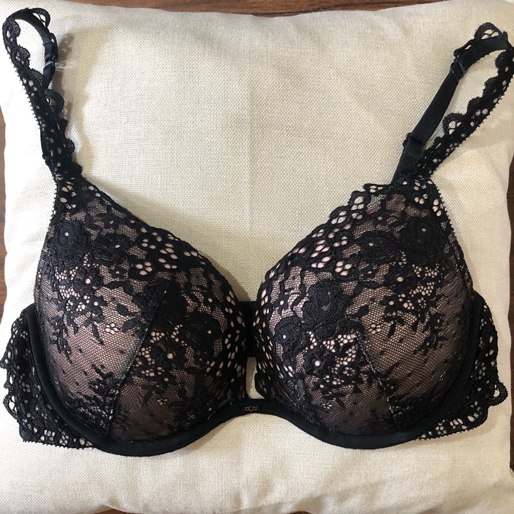 Victoria’s Secret Push-Up Black Lace Bra